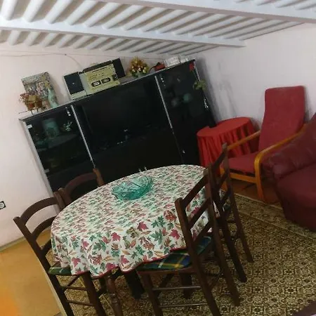 Apartament Apartman Mansarda